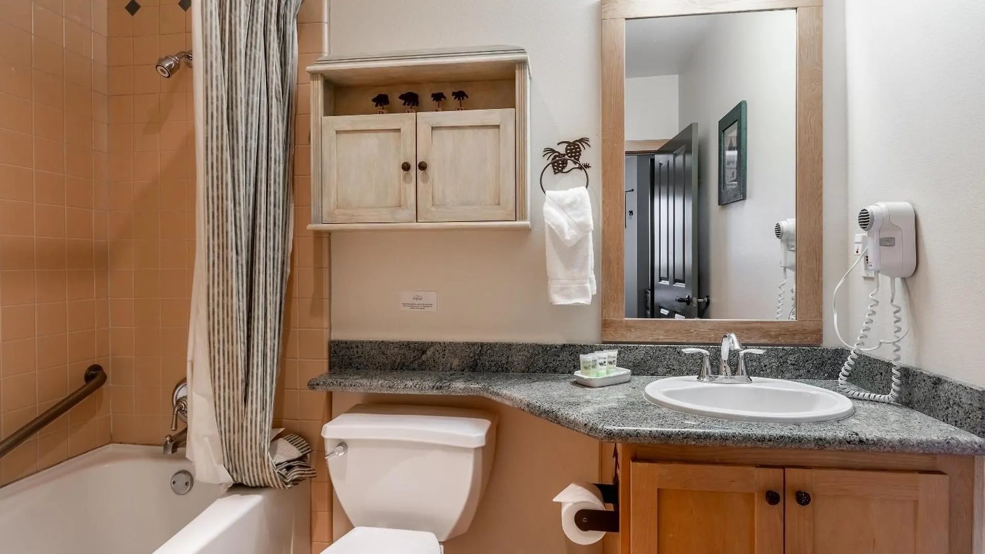 Holiday home Juniper Springs Lodge #412 - Luxury Ski In Ski Out! 2 Bedroom Mammoth Lakes
