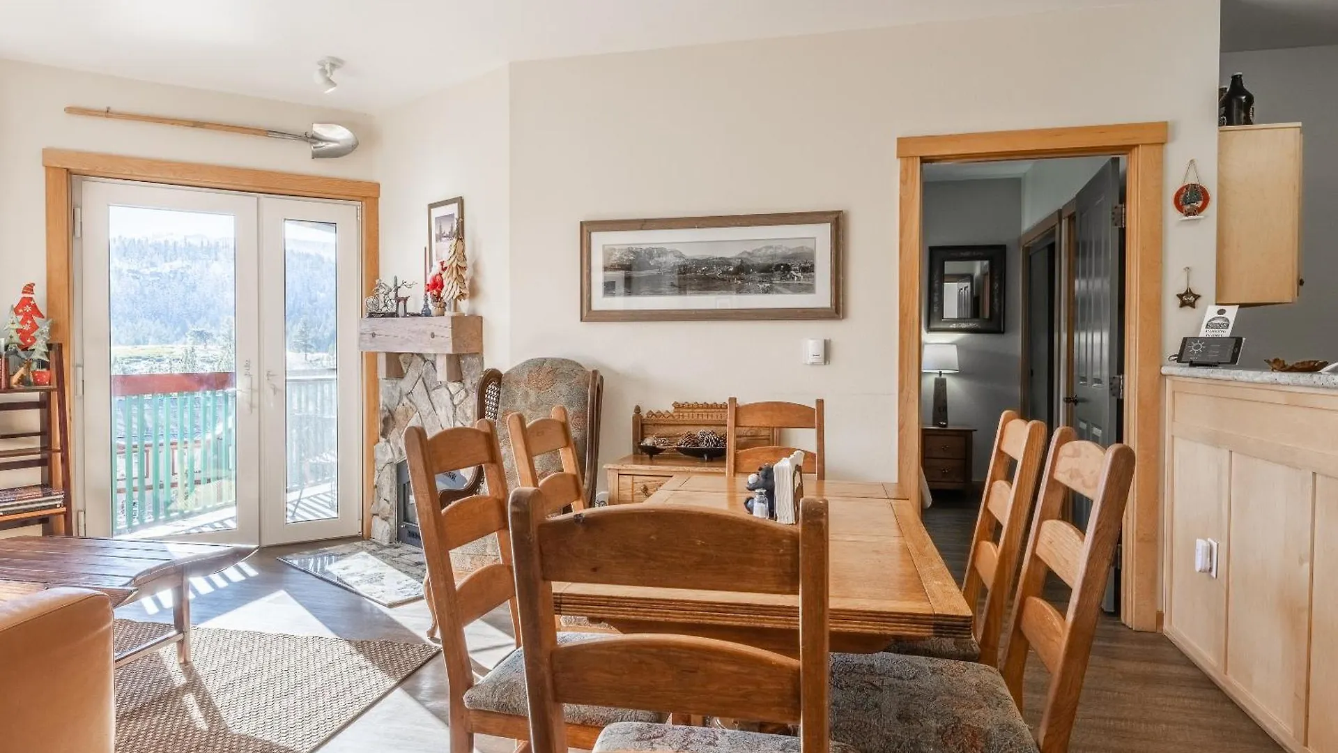 Juniper Springs Lodge #412 - Luxury Ski In Ski Out! 2 Bedroom 马姆莫斯湖 度假居